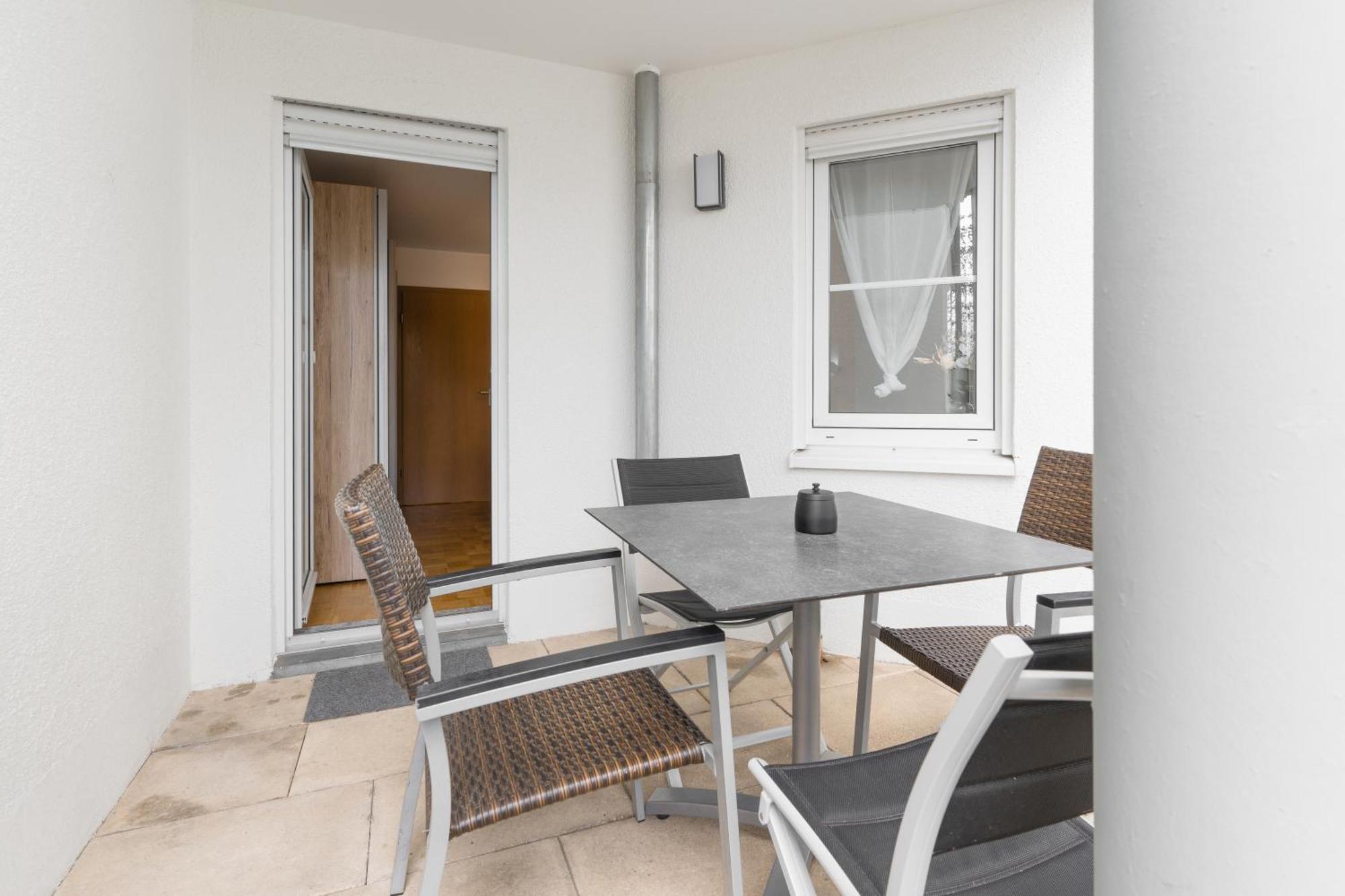 Untersee-Suite Istayunixi Seenaehe-Terrasse-Workspace-Netflix-Parkplatz Radolfzell am Bodensee Esterno foto