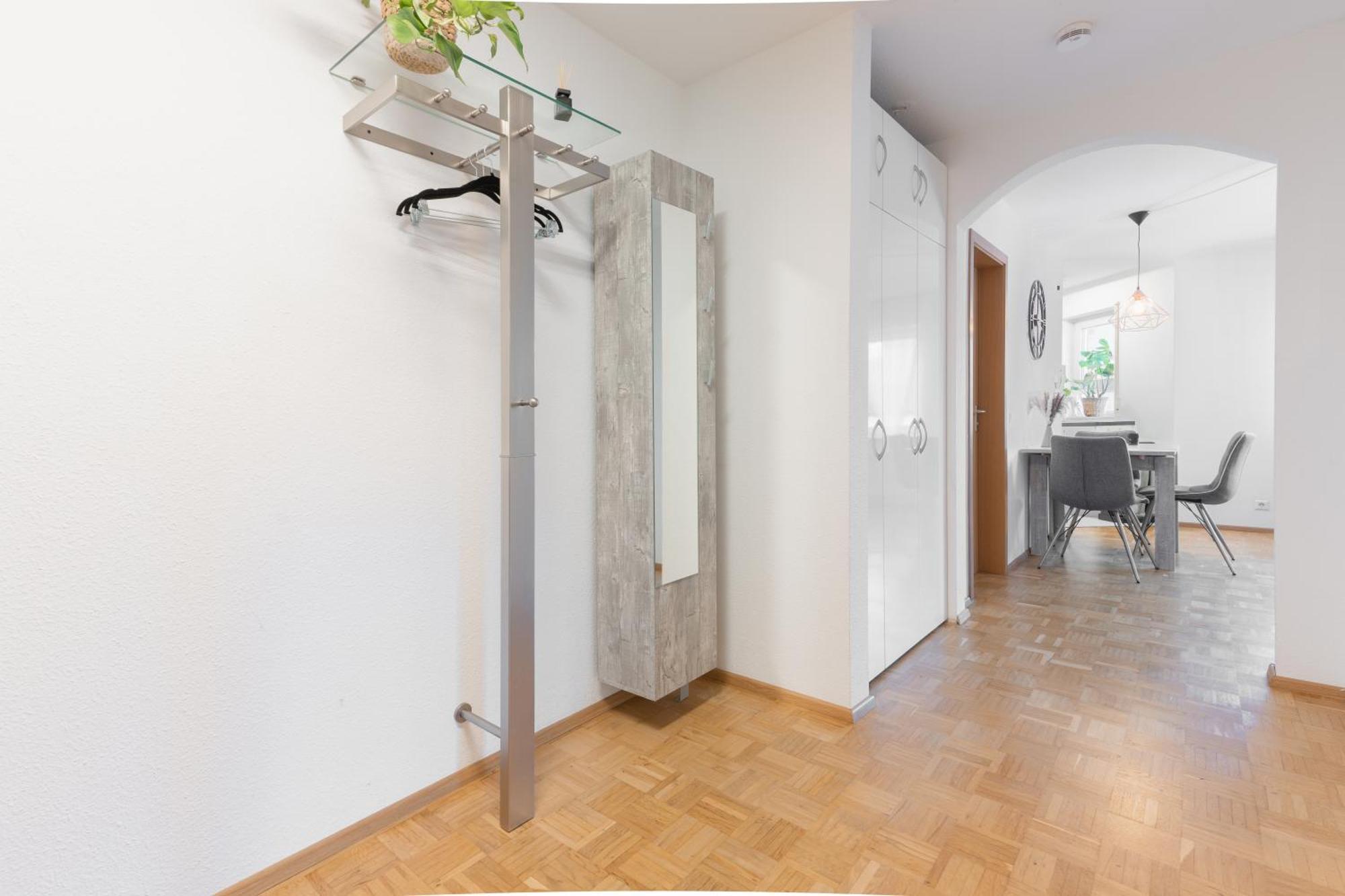Untersee-Suite Istayunixi Seenaehe-Terrasse-Workspace-Netflix-Parkplatz Radolfzell am Bodensee Esterno foto