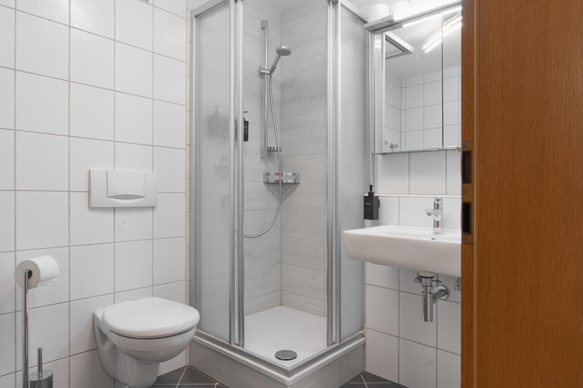Untersee-Suite Istayunixi Seenaehe-Terrasse-Workspace-Netflix-Parkplatz Radolfzell am Bodensee Esterno foto
